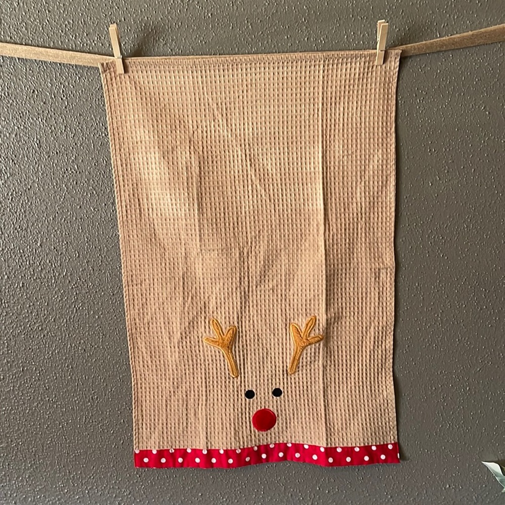 C&F Kitchen Rudolph Waffle Weave Kitchen Towel - Picture 4 of 11